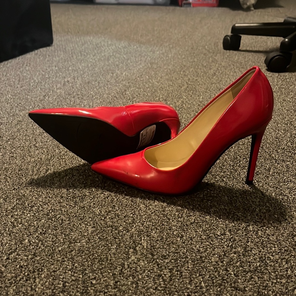 Red high heels size 6.5